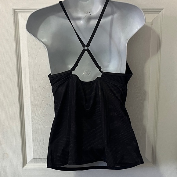 Nike Black Patterned Racerback Tank - Picture 2 of 2